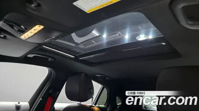 Mercedes-Benz GLC-Class 2018 — Şəkil 17/20