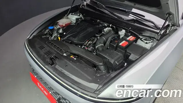 Hyundai Grandeur Hybrid 2024 — Photo 15/20