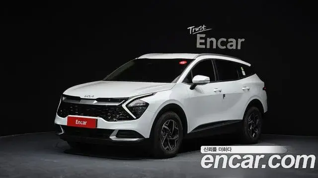 Kia Sportage 2021 — Фото 1/20
