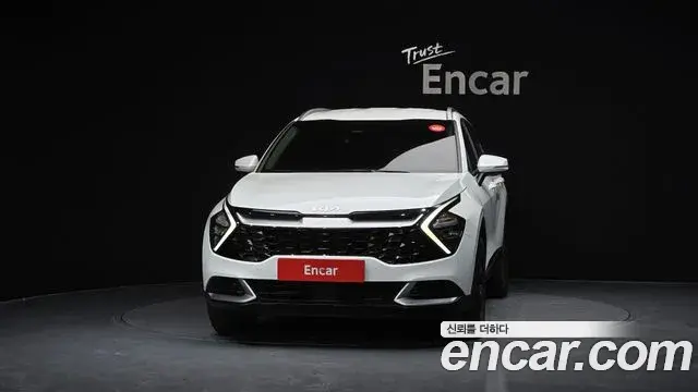 Kia Sportage 2021 — Фото 3/20