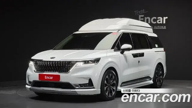 Kia Carnival 2021 — Фото 1/20