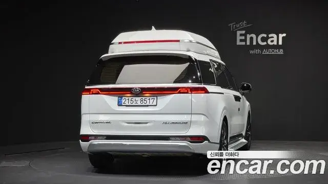 Kia Carnival 2021 — Фото 4/20