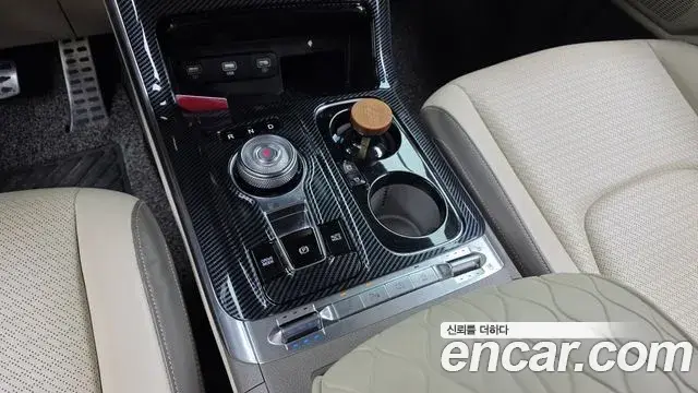 Kia Carnival 2021 — Фото 9/20