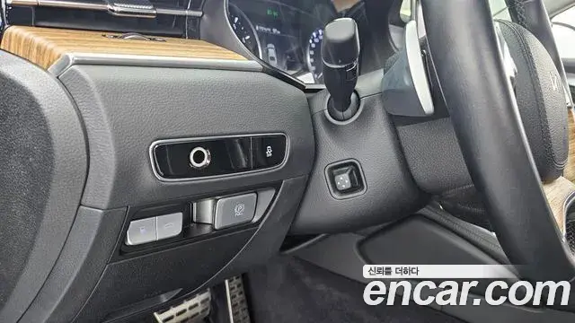 Kia The K9 2023 — Photo 17/20