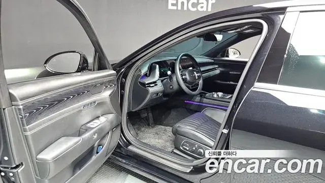 Genesis G90 2022 — ფოტო 17/20