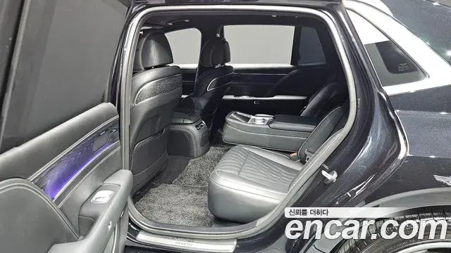 Genesis G90 2022 — ფოტო 16/20
