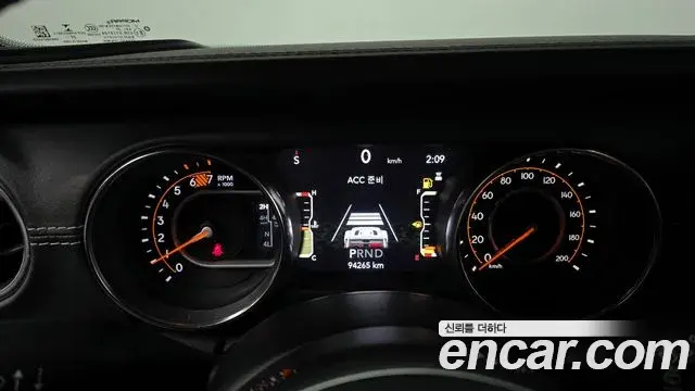 Jeep Wrangler 2021 — Фото 8/20