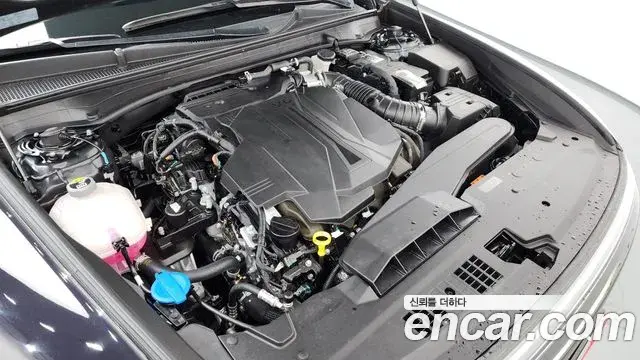 Hyundai Grandeur Hybrid 2024 — ფოტო 18/20