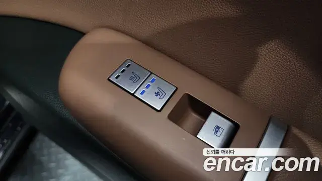 Hyundai Grandeur Hybrid 2024 — ფოტო 6/20