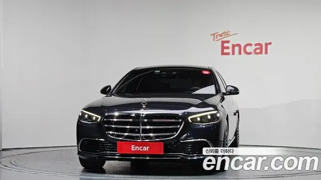 Mercedes-Benz S-Class 2021 — Photo 8/20