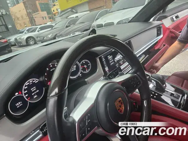 Porsche Panamera 2020 — Photo 20/20