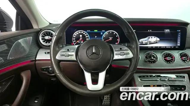 Mercedes-Benz CLS-Class 2020 — Photo 13/20