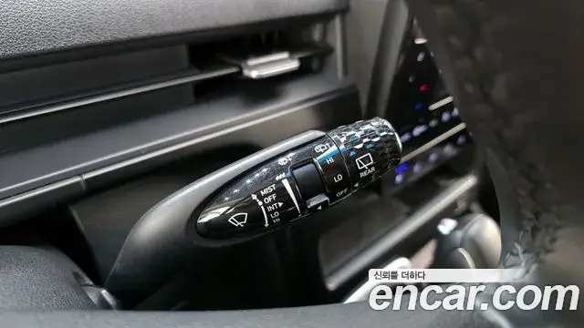 Hyundai Staria 2022 — Фото 18/20