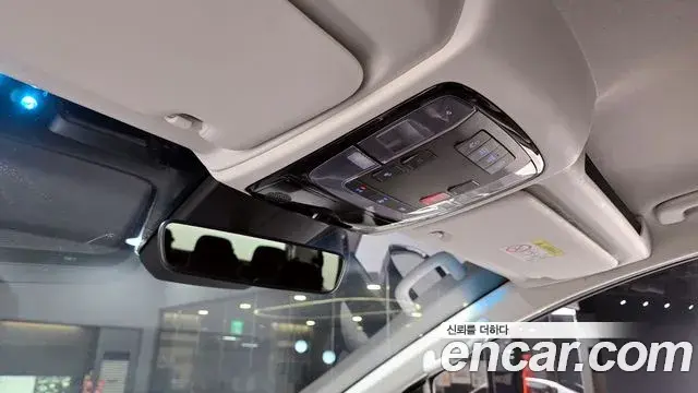 Hyundai Staria 2022 — Фото 19/20