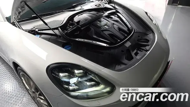 Porsche Panamera 2020 — Şəkil 20/20