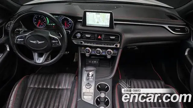 Genesis G70 2019 — Photo 18/20