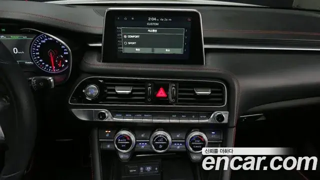 Genesis G70 2019 — Photo 1/20