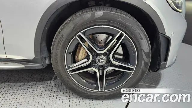 Mercedes-Benz GLC-Class 2020 — ფოტო 18/20