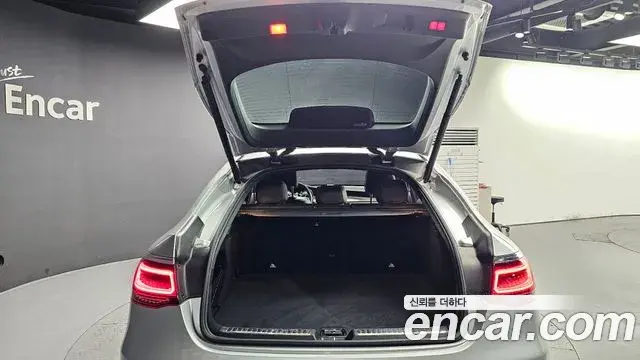 Mercedes-Benz GLC-Class 2020 — ფოტო 14/20