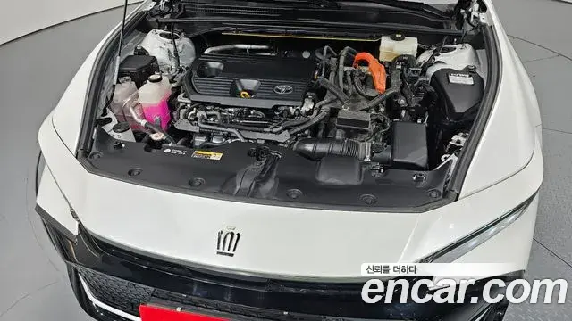 Toyota Crown Crossover 2024 — Photo 5/20