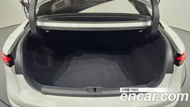 Toyota Crown Crossover 2024 — Photo 7/20
