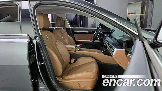 Hyundai Grandeur Hybrid 2023 — Photo 3/20