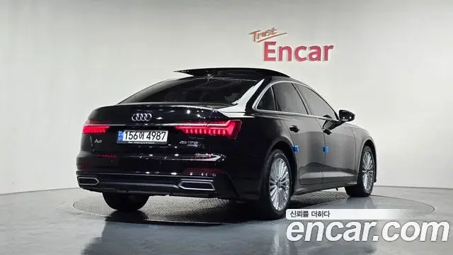 Audi A6 2021 — ფოტო 11/20