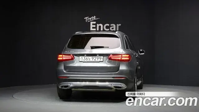 Mercedes-Benz GLC-Class 2019 — Фото 4/20