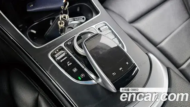 Mercedes-Benz GLC-Class 2019 — Фото 18/20