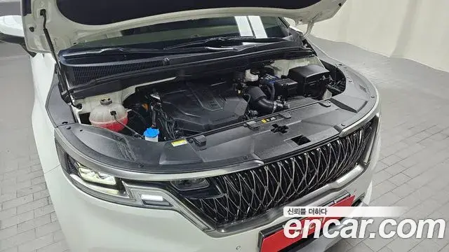 Kia Carnival 2022 — Şəkil 15/20