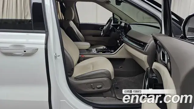 Kia Carnival 2022 — Şəkil 1/20