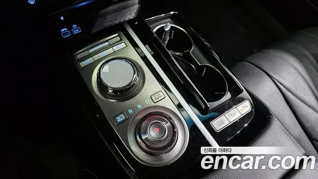 Genesis G80 2023 — ფოტო 9/20