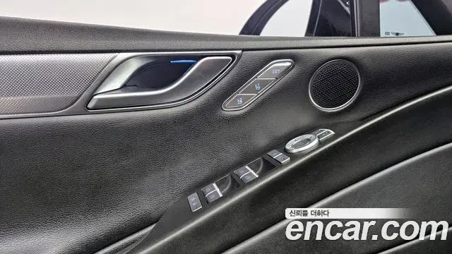 Genesis G80 2023 — ფოტო 2/20