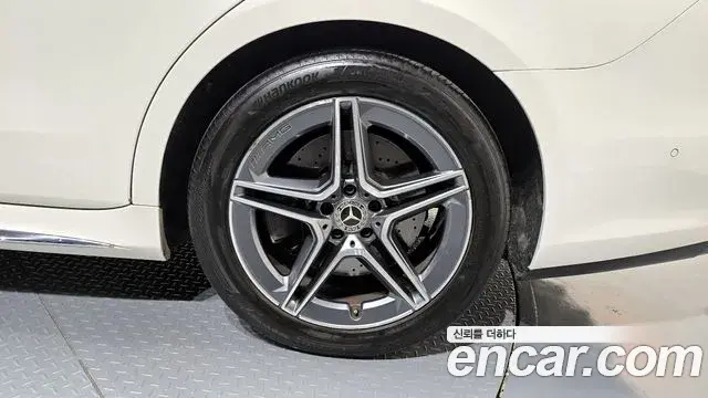 Mercedes-Benz S-Class 2022 — ფოტო 11/20