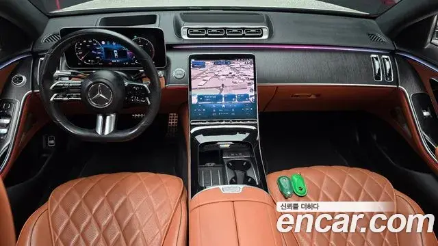 Mercedes-Benz S-Class 2022 — ფოტო 15/20