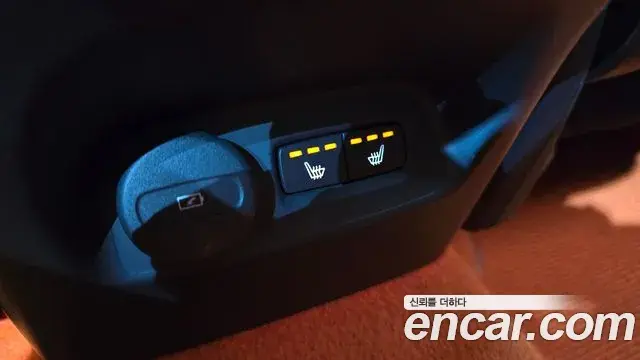 Volvo XC40 2021 — Photo 20/20