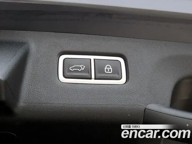 Kia Sorento 2023 — ფოტო 3/20
