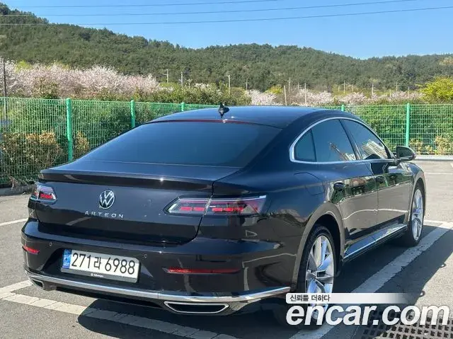Volkswagen Arteon 2022 — Photo 3/15