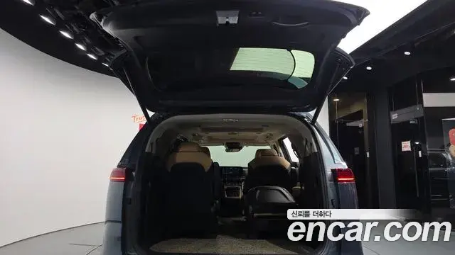 Kia Carnival 2021 — Photo 20/20