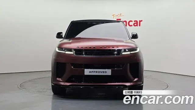 Land Rover Range Rover Sport 2025 — Фото 8/20