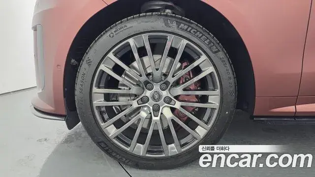Land Rover Range Rover Sport 2025 — Фото 9/20