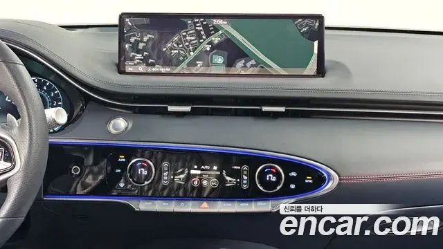 Genesis GV70 2021 — ფოტო 15/34
