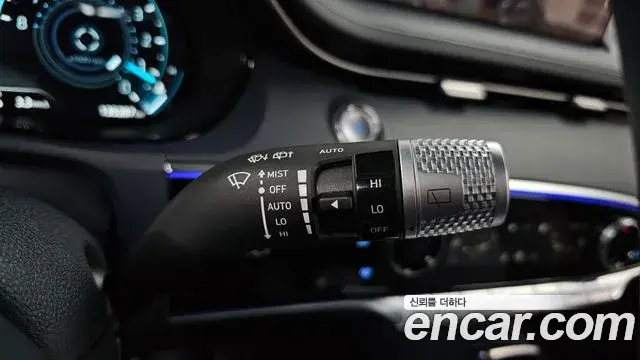 Genesis GV70 2021 — ფოტო 10/34