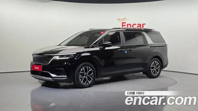 Kia Carnival 2022 — Фото 1/20