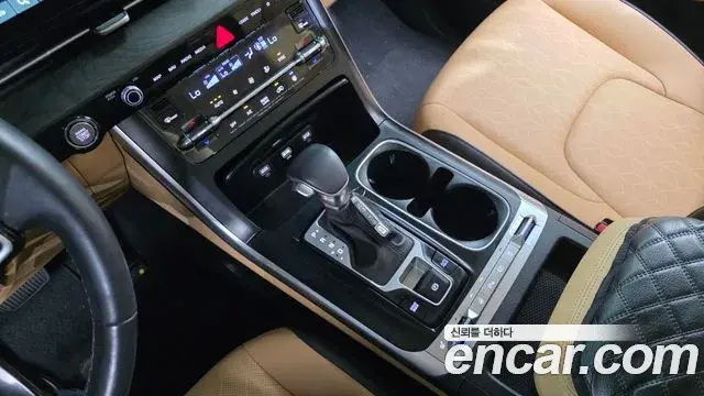 Kia Carnival 2022 — Фото 9/20