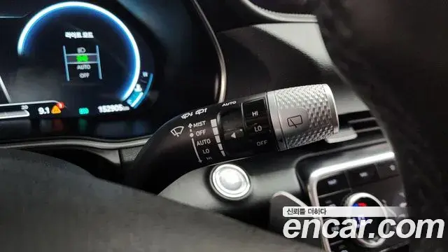 Genesis GV80 2020 — Photo 16/20