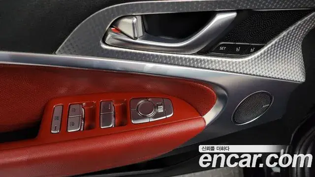 Genesis G70 2021 — ფოტო 3/35