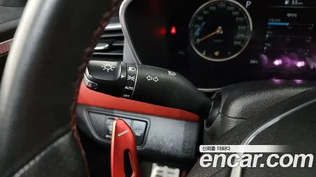 Genesis G70 2021 — ფოტო 11/35