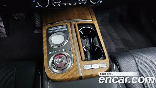 Genesis G80 2021 — Photo 10/20