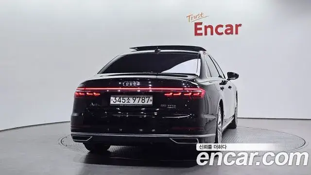 Audi A8 2020 — Фото 3/20